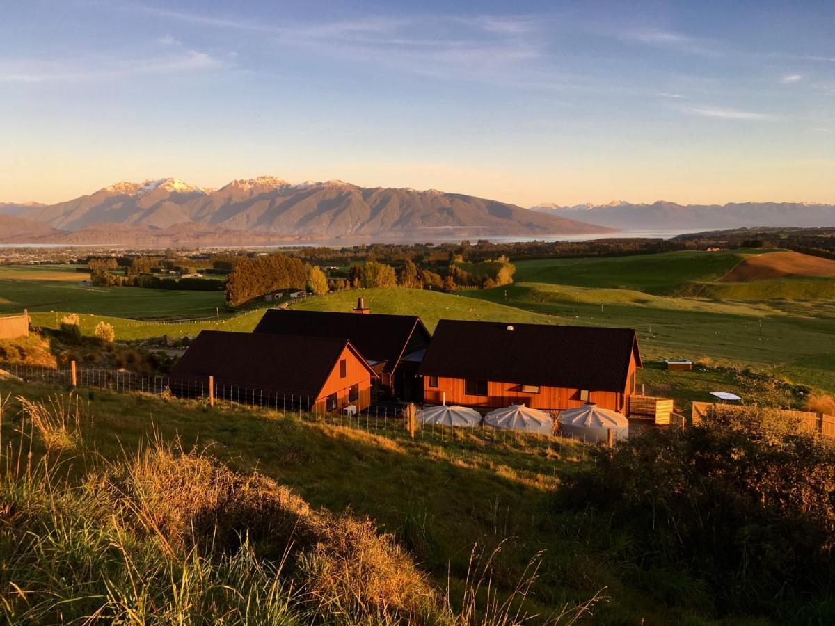 Villa Fiordland Eco-Retreat -- Panoramic Views -- Hot Tub Te Anau Exterior foto