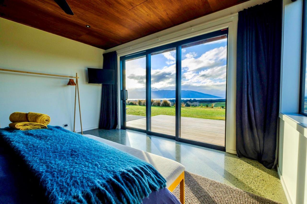 Villa Fiordland Eco-Retreat -- Panoramic Views -- Hot Tub Te Anau Exterior foto